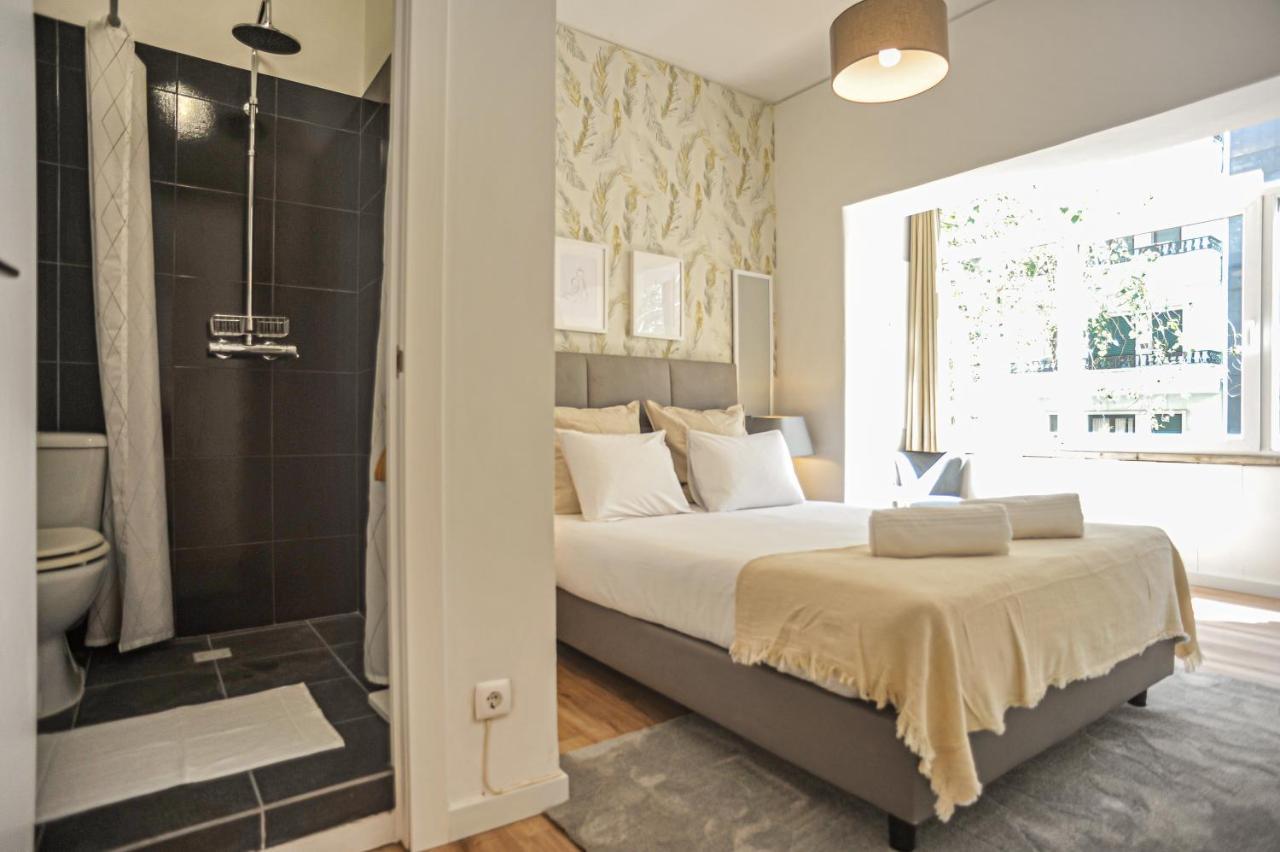 Guesthouse Marques De Pombal - 8 Bedroom Apartment Lisbona Esterno foto