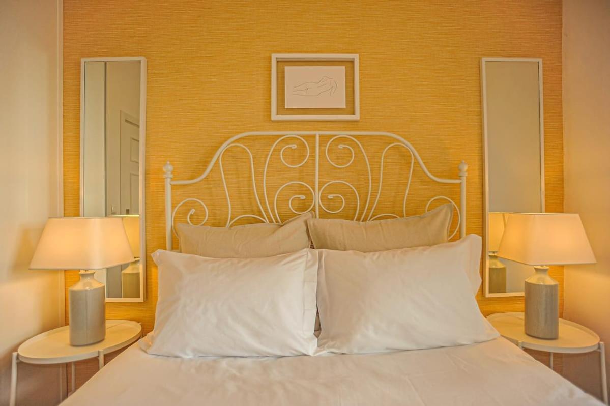 Guesthouse Marques De Pombal - 8 Bedroom Apartment Lisbona Esterno foto