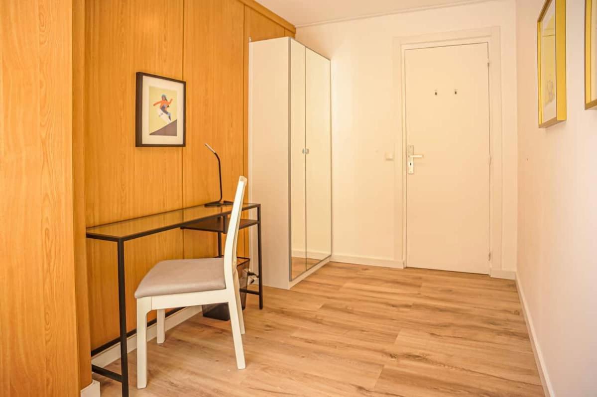 Guesthouse Marques De Pombal - 8 Bedroom Apartment Lisbona Esterno foto