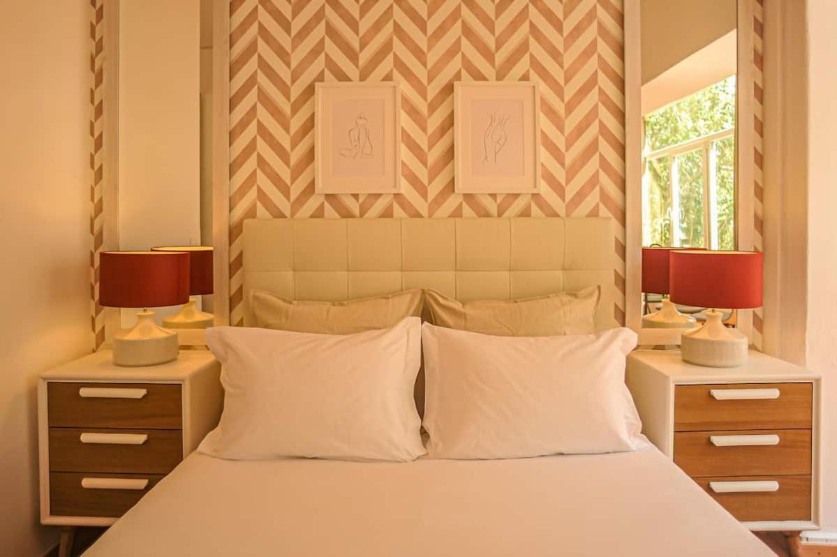 Guesthouse Marques De Pombal - 8 Bedroom Apartment Lisbona Esterno foto